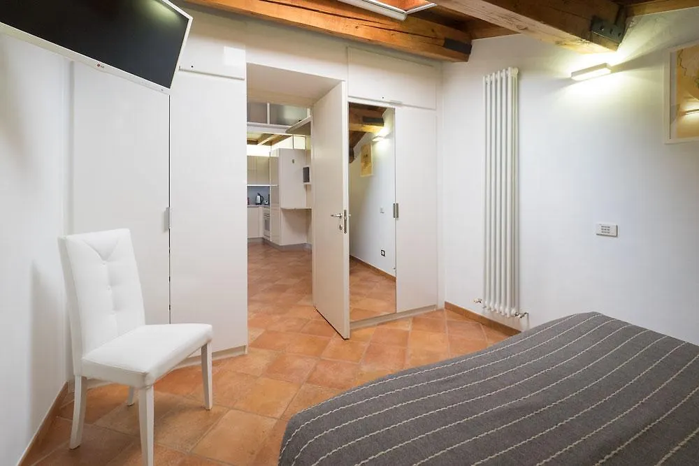 Alkimia Apartments Ferrara